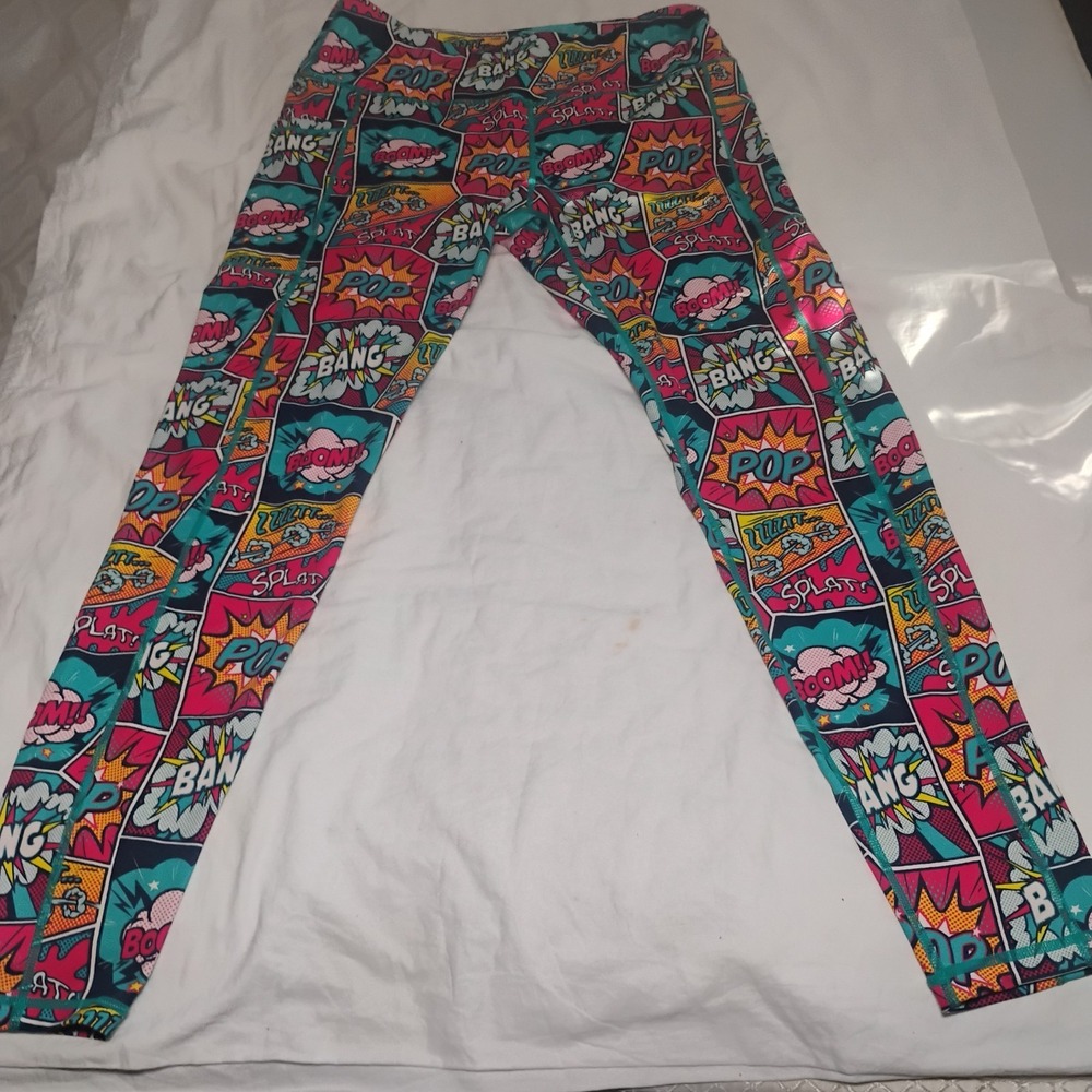 Constantly Varied Gear CVC Capri Leggings Comic Boom Pop Bang Size XL